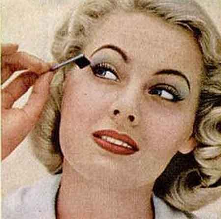 1950s-Eye-makeup-glamour-tips-mascara